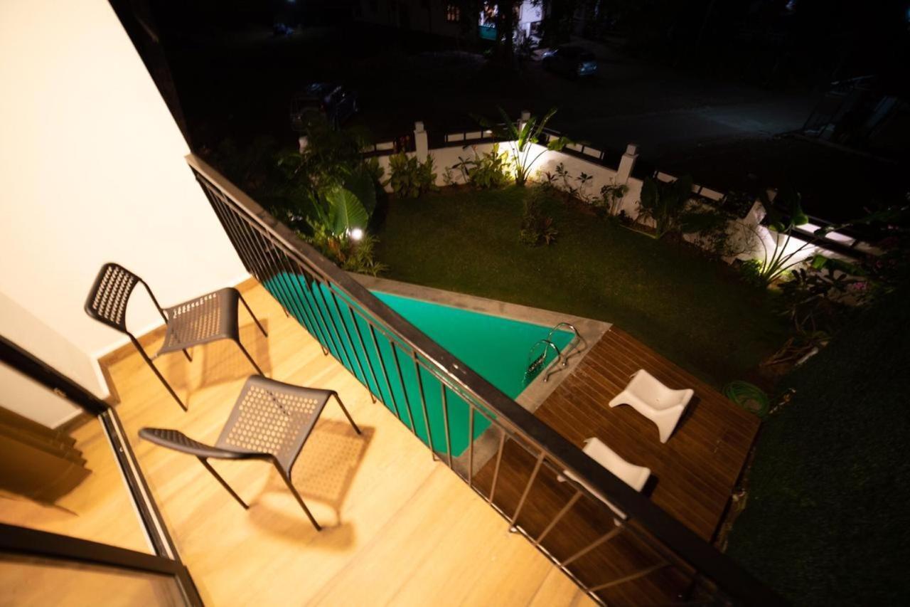 HALF Hotel, Calangute Buitenkant foto
