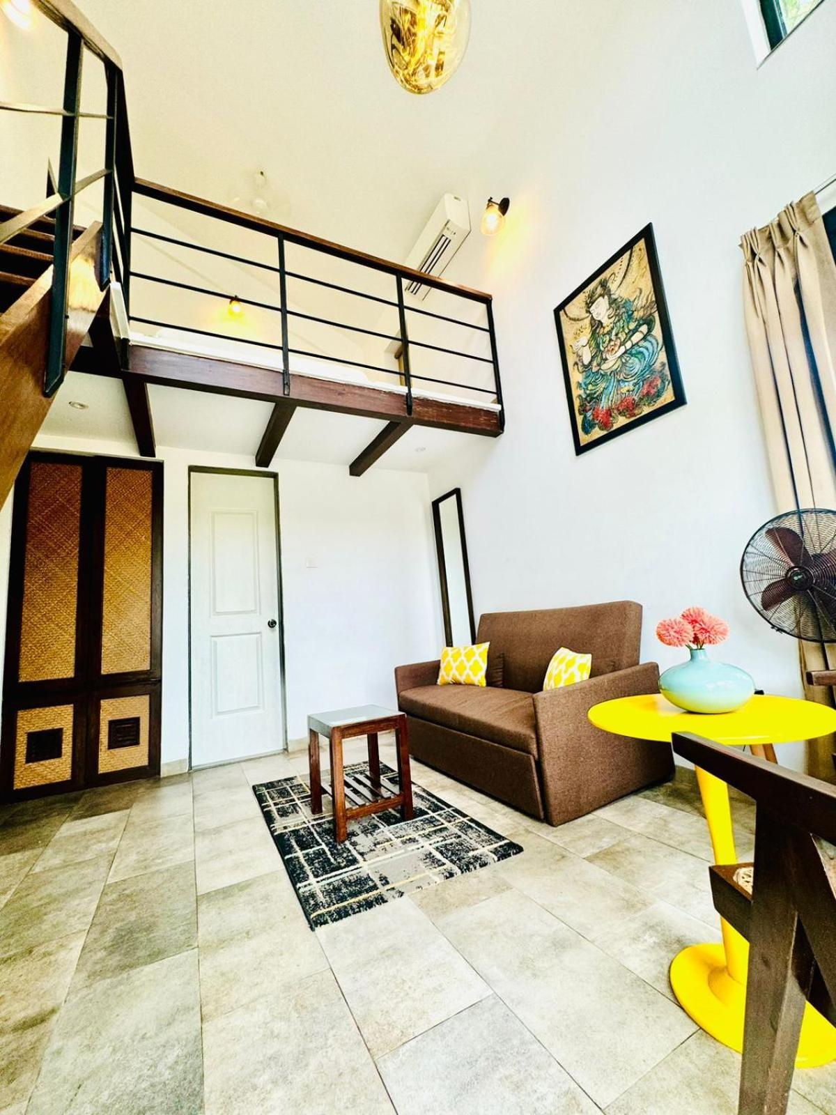 HALF Hotel, Calangute Buitenkant foto