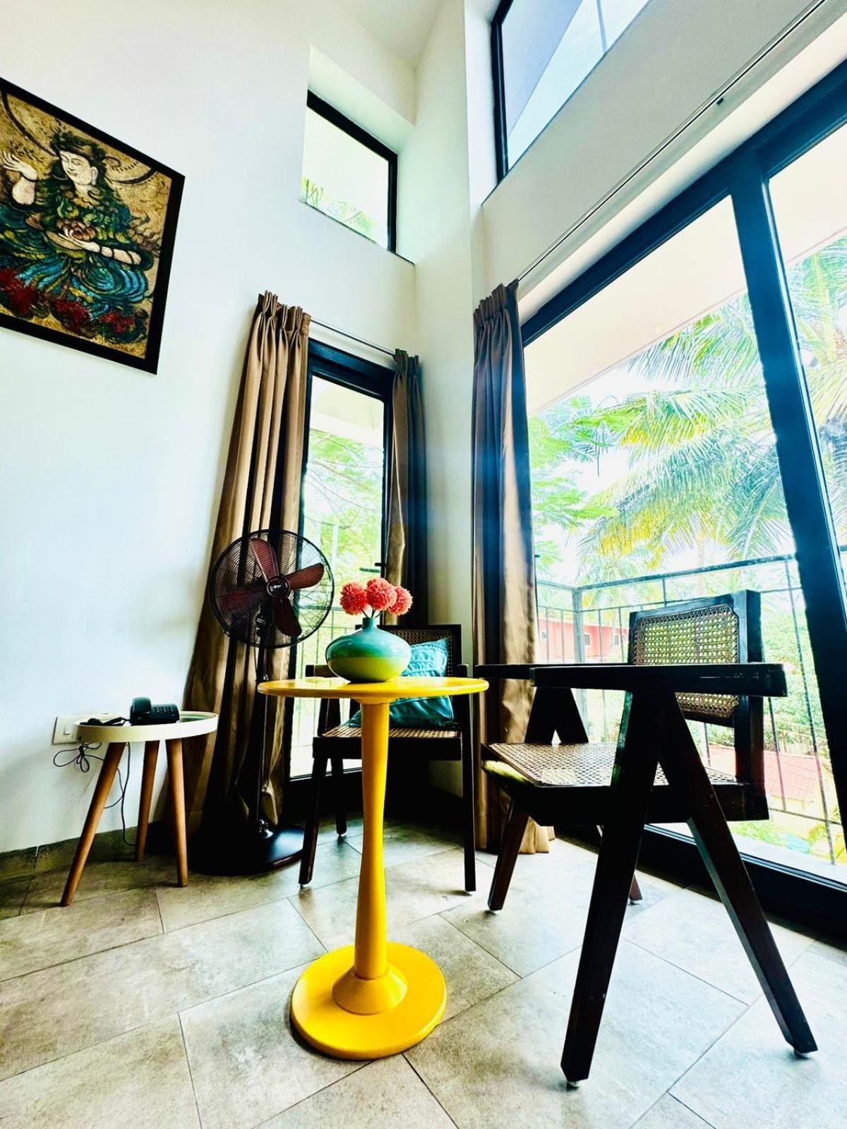 HALF Hotel, Calangute Buitenkant foto